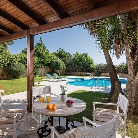 Villa Villas *