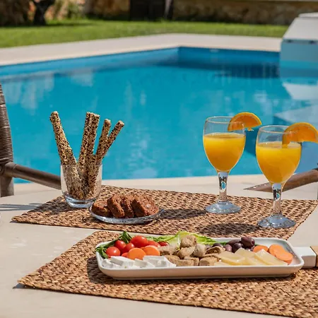 Villas Villa *