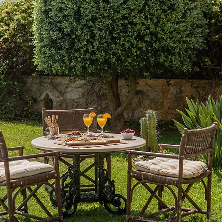 Villa Villas